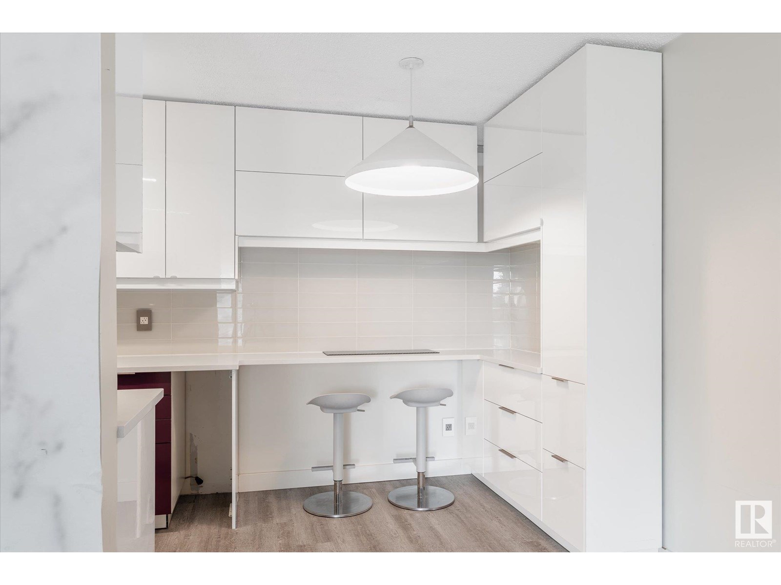 #302 11224 116 ST NW
