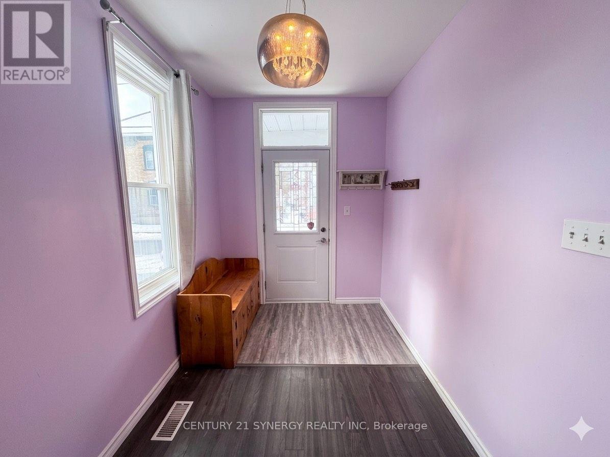 25 KENSINGTON AVENUE