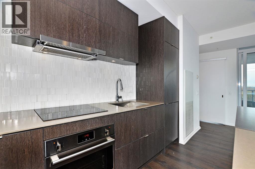 426, 615 6 Avenue SE