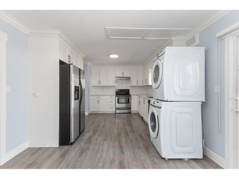 32317 ADAIR AVENUE Abbotsford BC V2T4L7