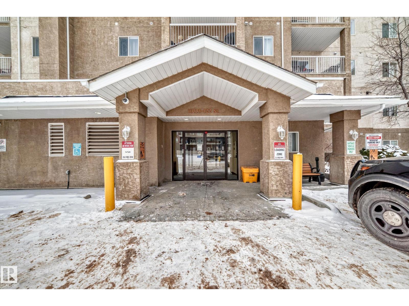 #108 10535 122 ST NW