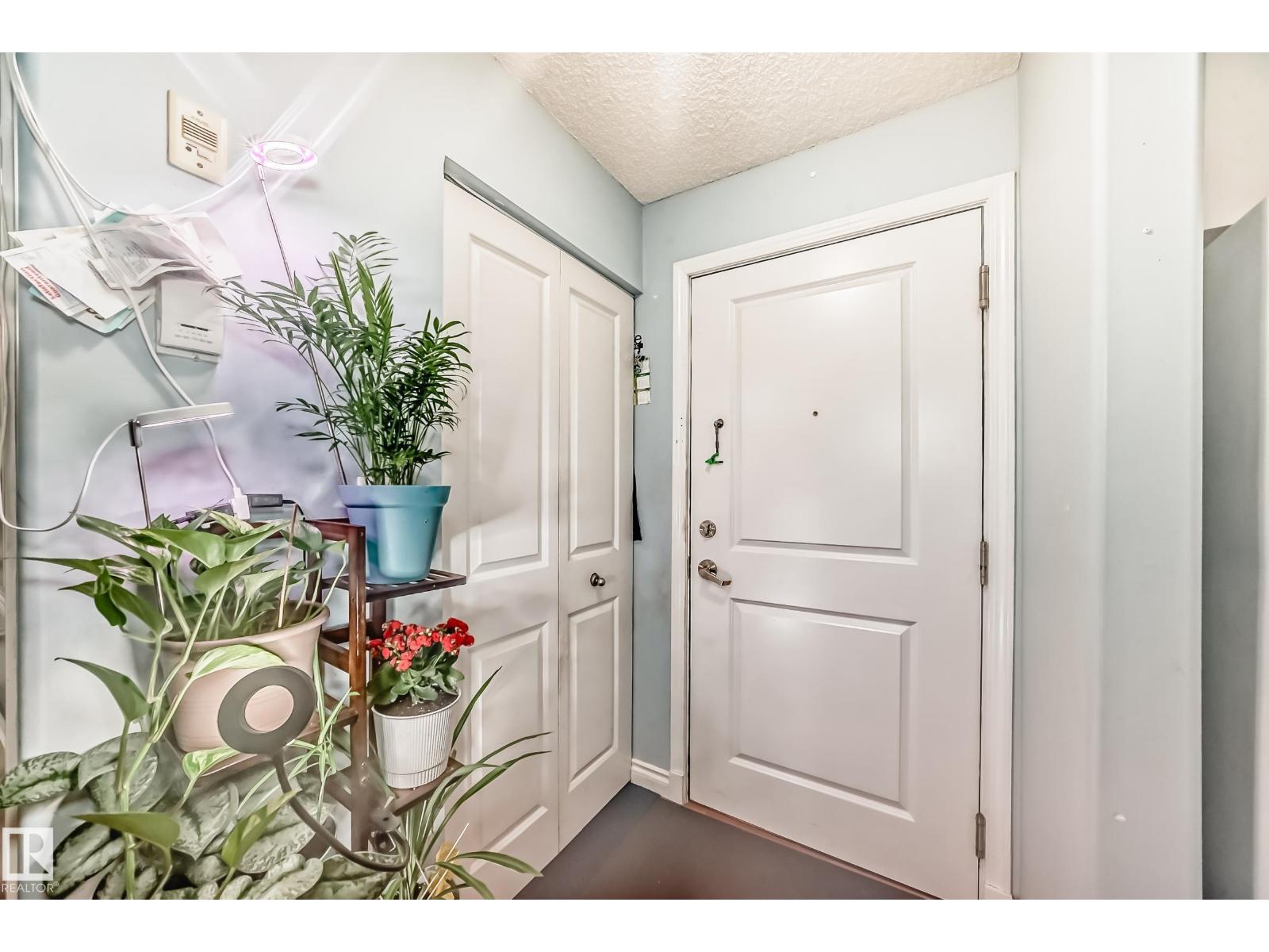 #108 10535 122 ST NW