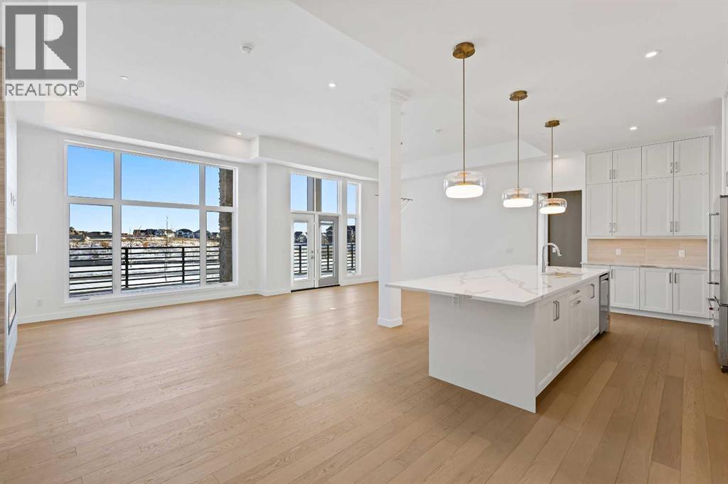 102, 140 Marina Cove SE