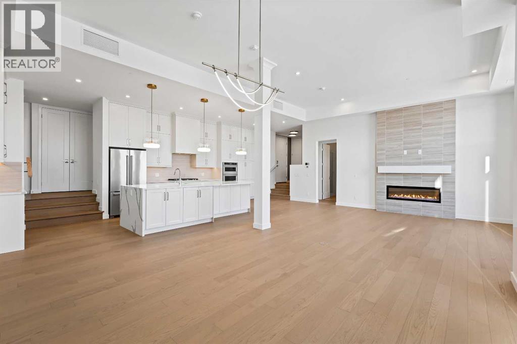 102, 140 Marina Cove SE