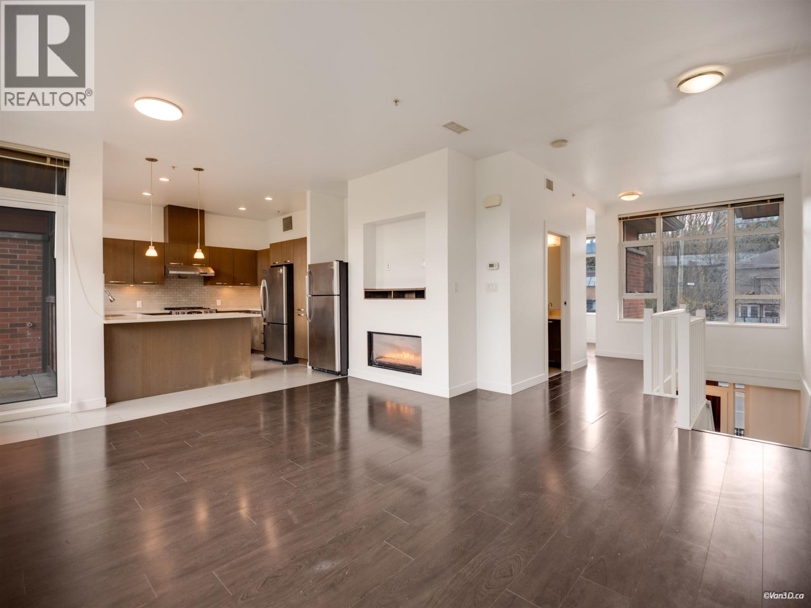 TH11 8333 ANDERSON ROAD