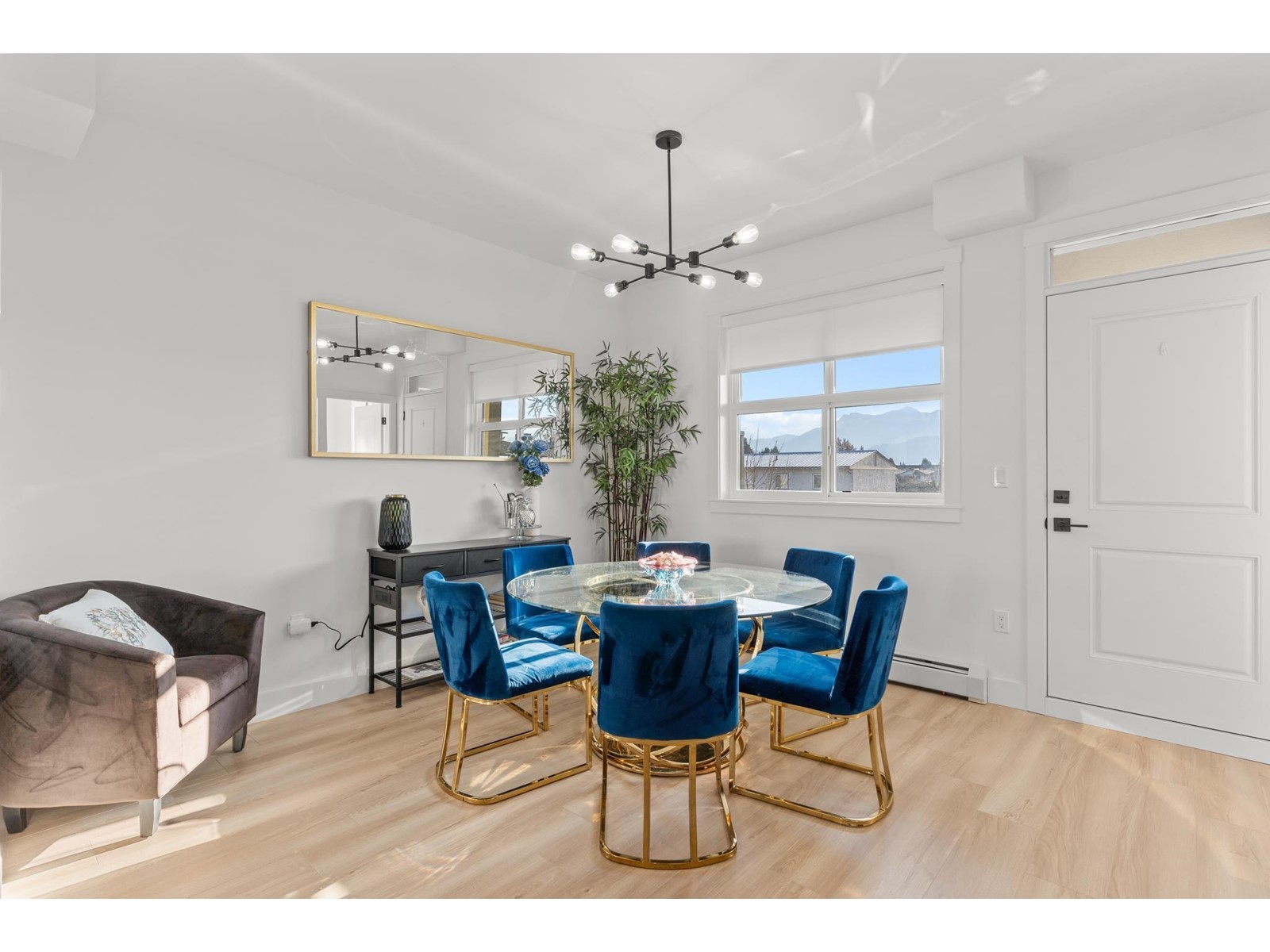 6 46376 YALE ROAD|Chilliwack Proper East