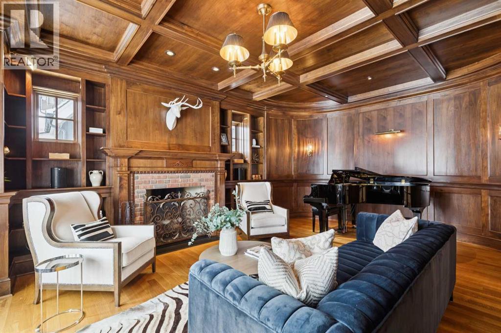 2715 Carleton Street SW