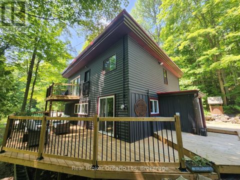 12 7TH AVENUE South Bruce Peninsula ON N0H2T0