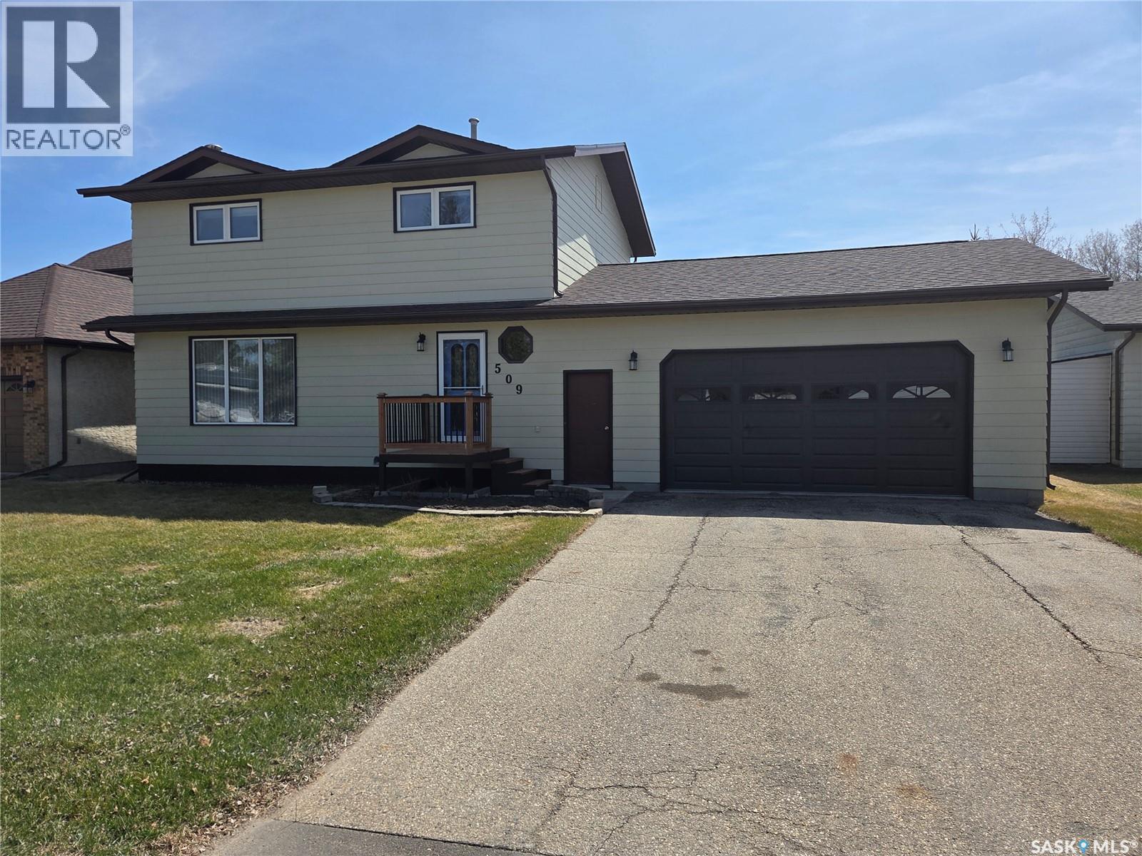 509 Carlyle AVENUE