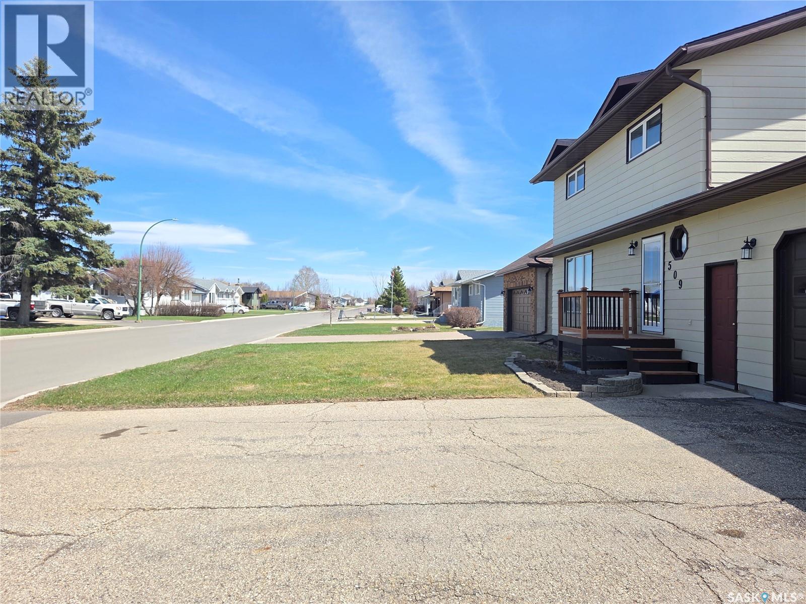 509 Carlyle AVENUE