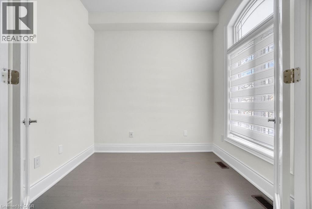 1252 QUEENS PLATE Road