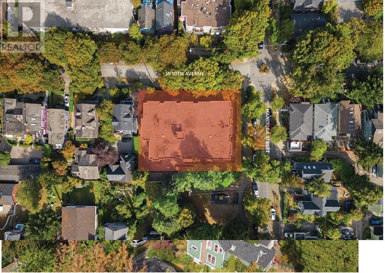 110 W 10TH AVENUE