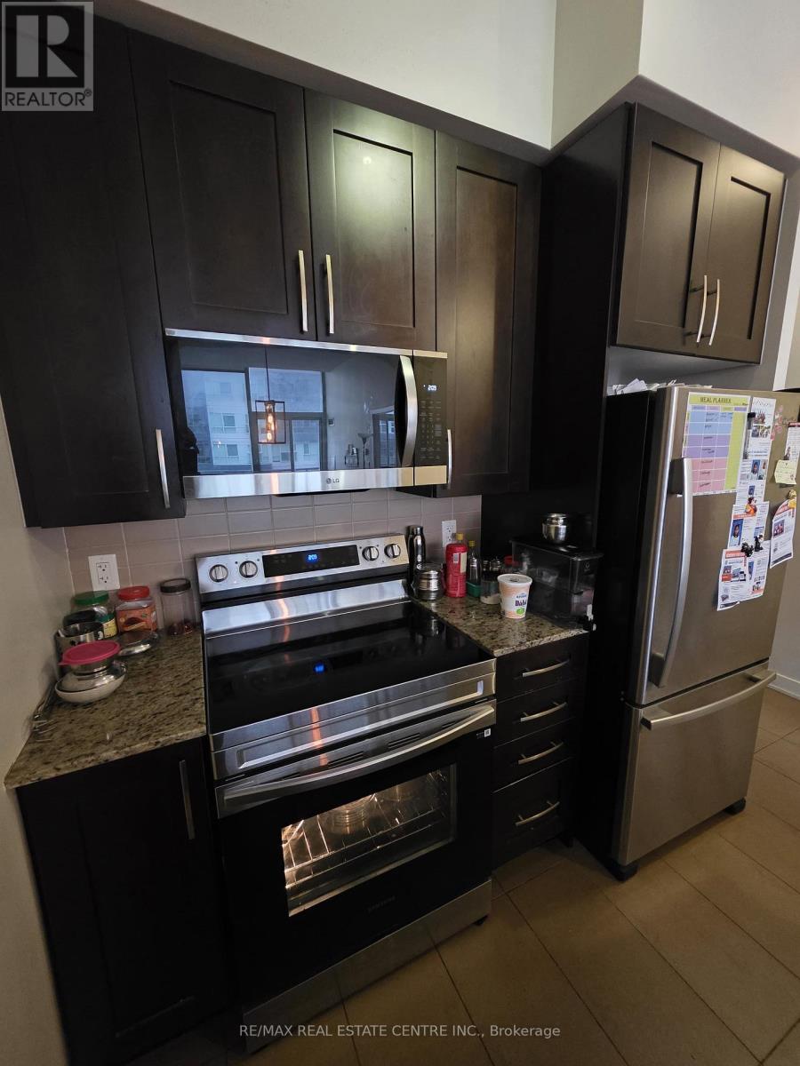 307 - 4070 CONFEDERATION PARKWAY