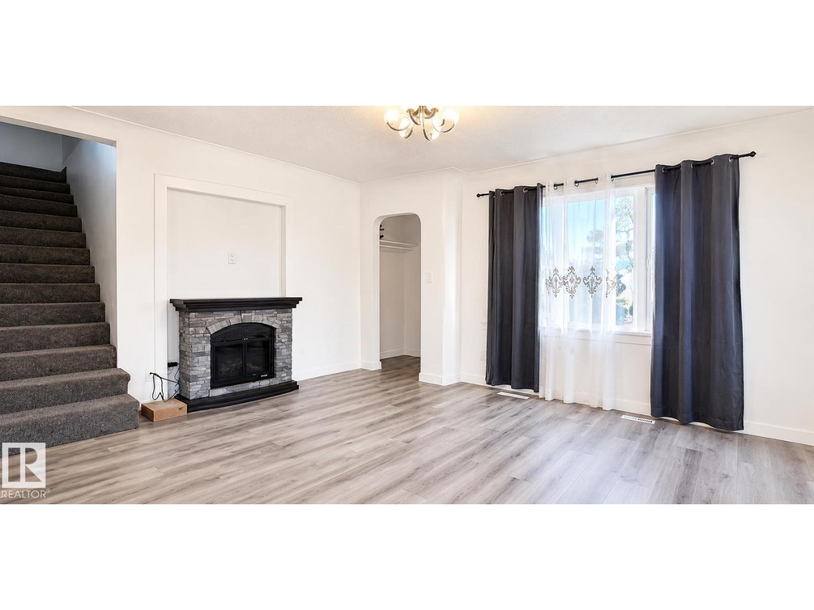 12916 123A ST NW