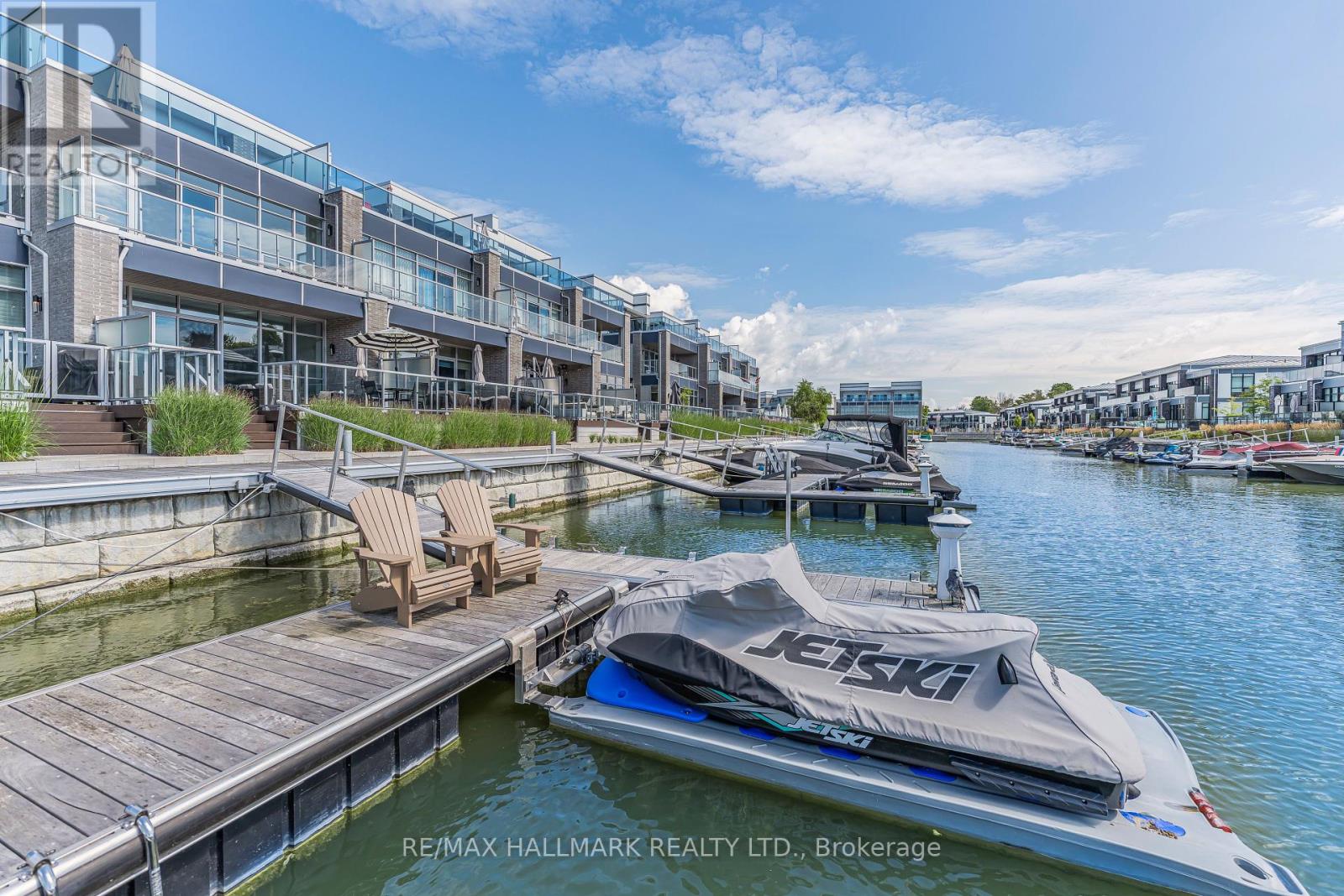 3712 FERRETTI COURT