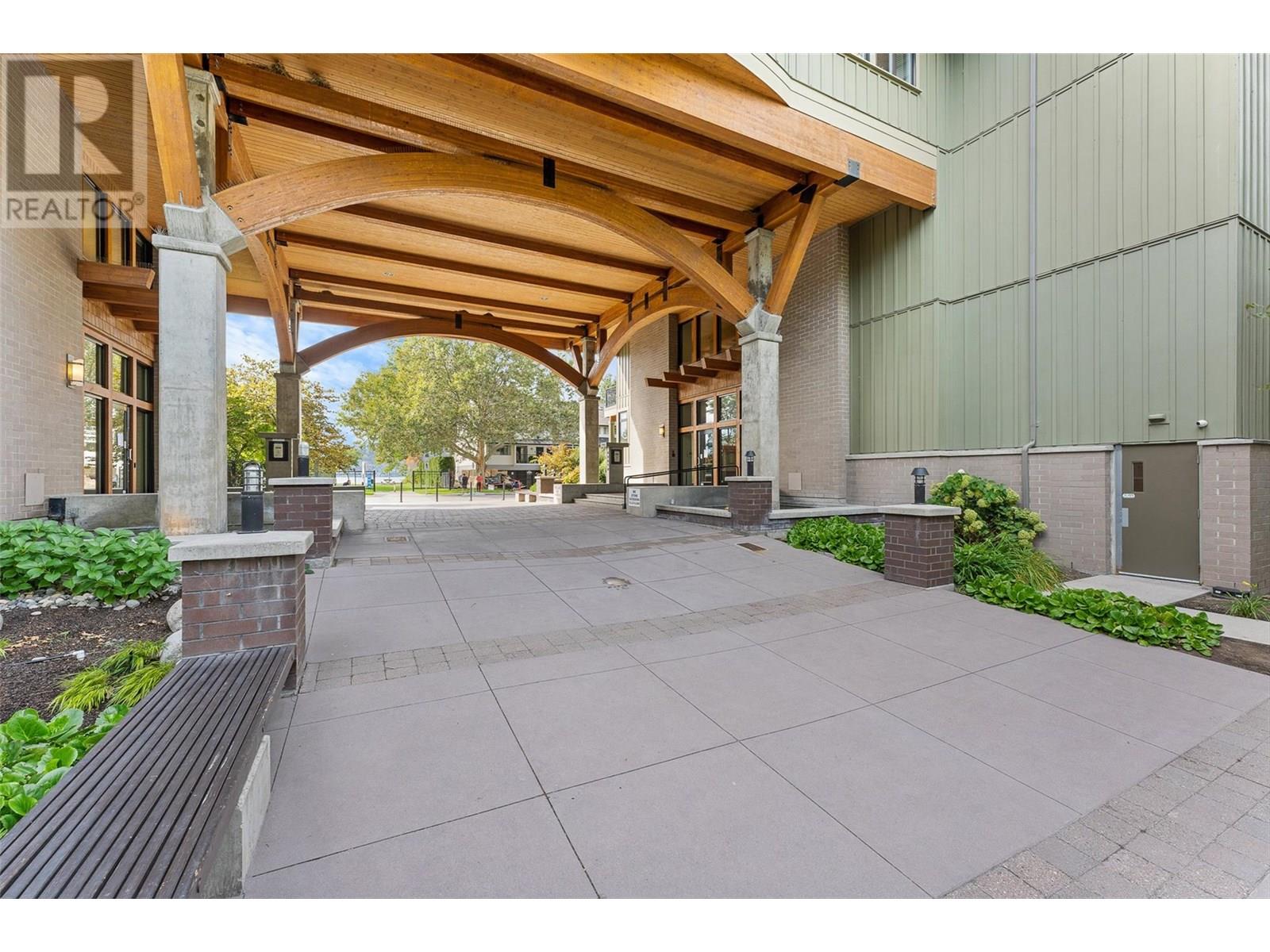 2901 Abbott Street Unit# 402