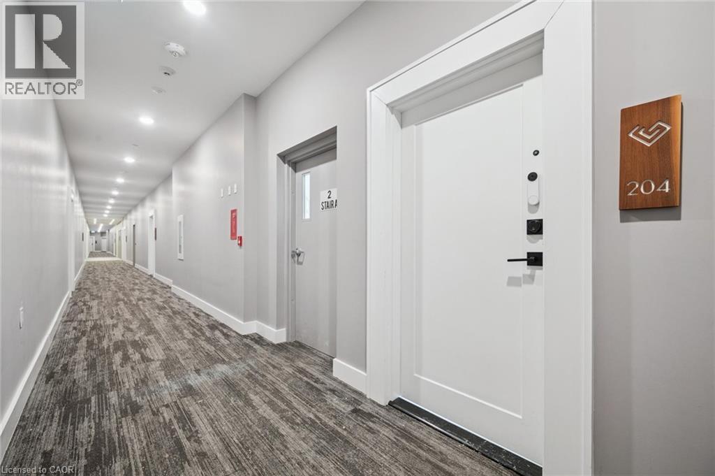 1880 GORDON Street Unit# 204