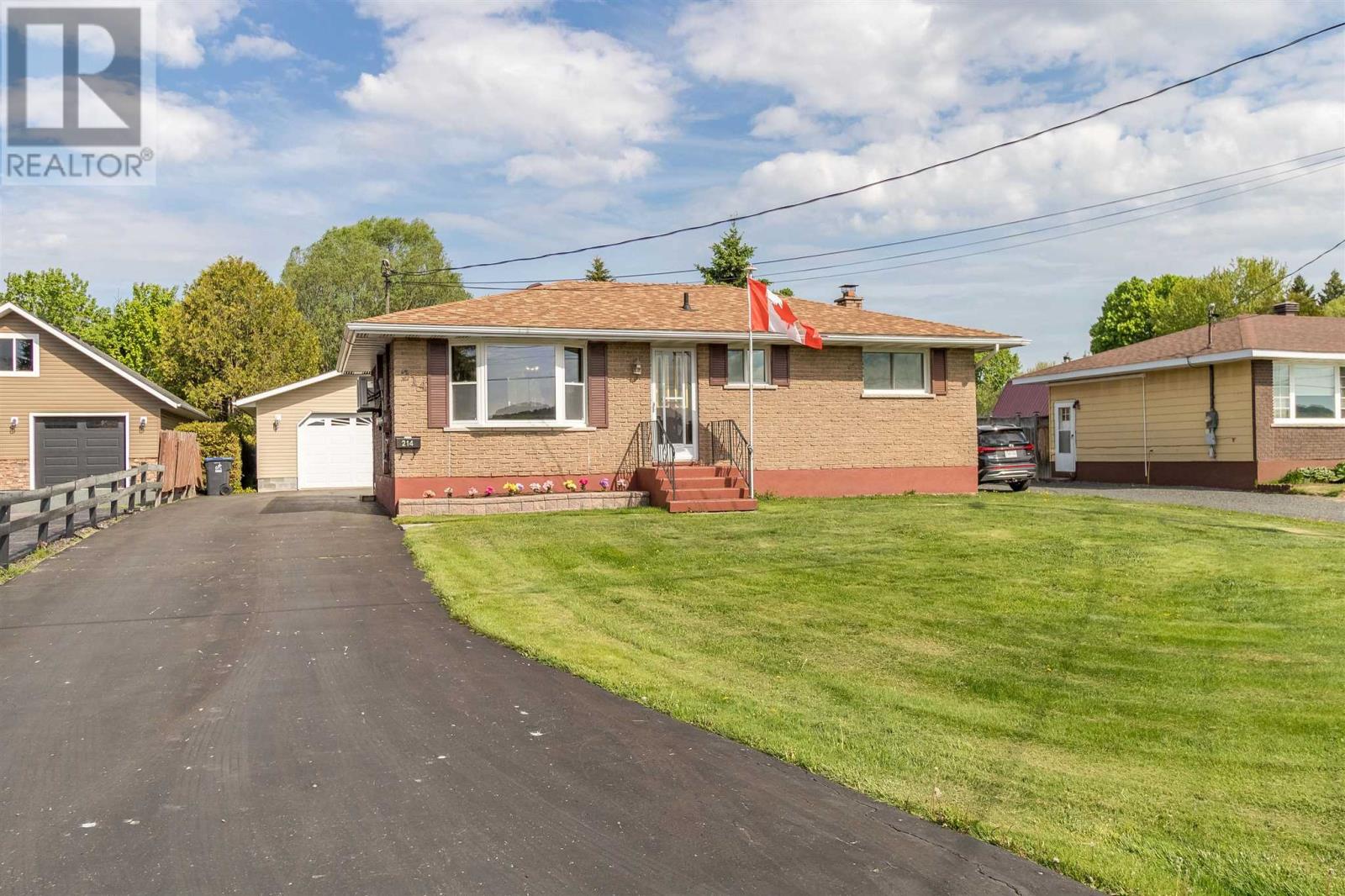 Homes for Sale Sault Ste. Marie 214 River RD