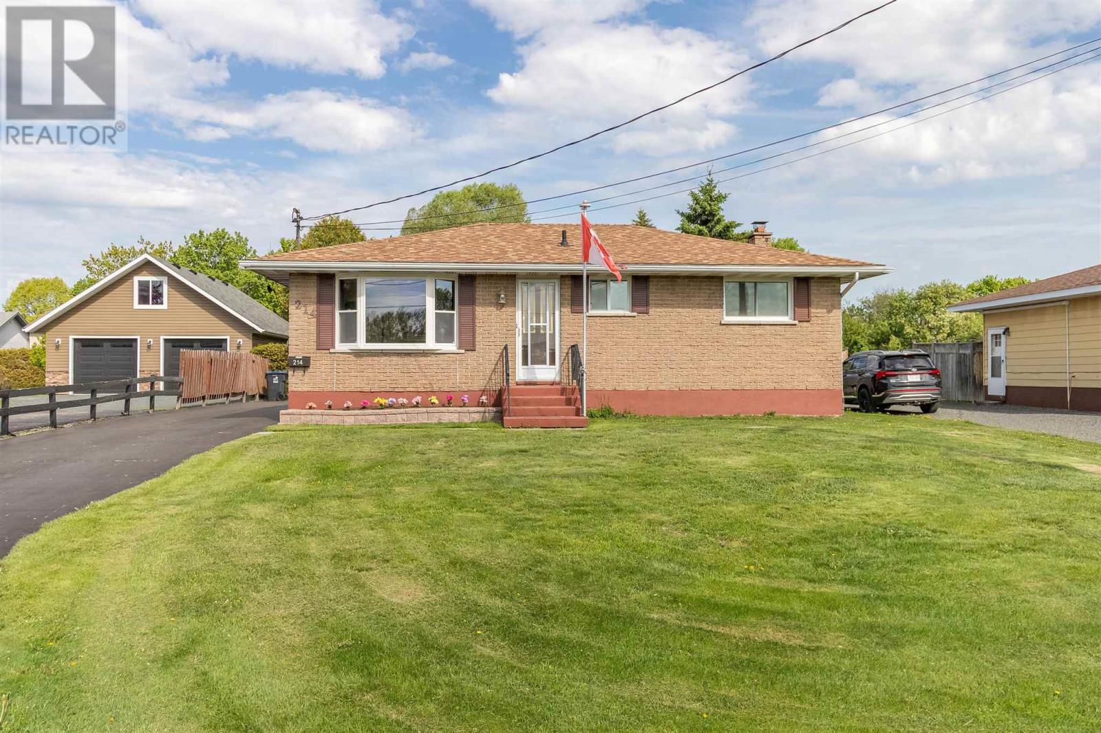 Homes for Sale Sault Ste. Marie 214 River RD