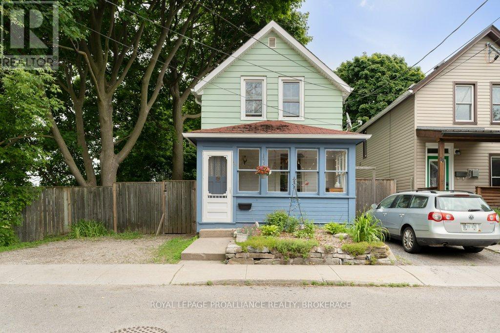 15 ST CATHERINE STREET
