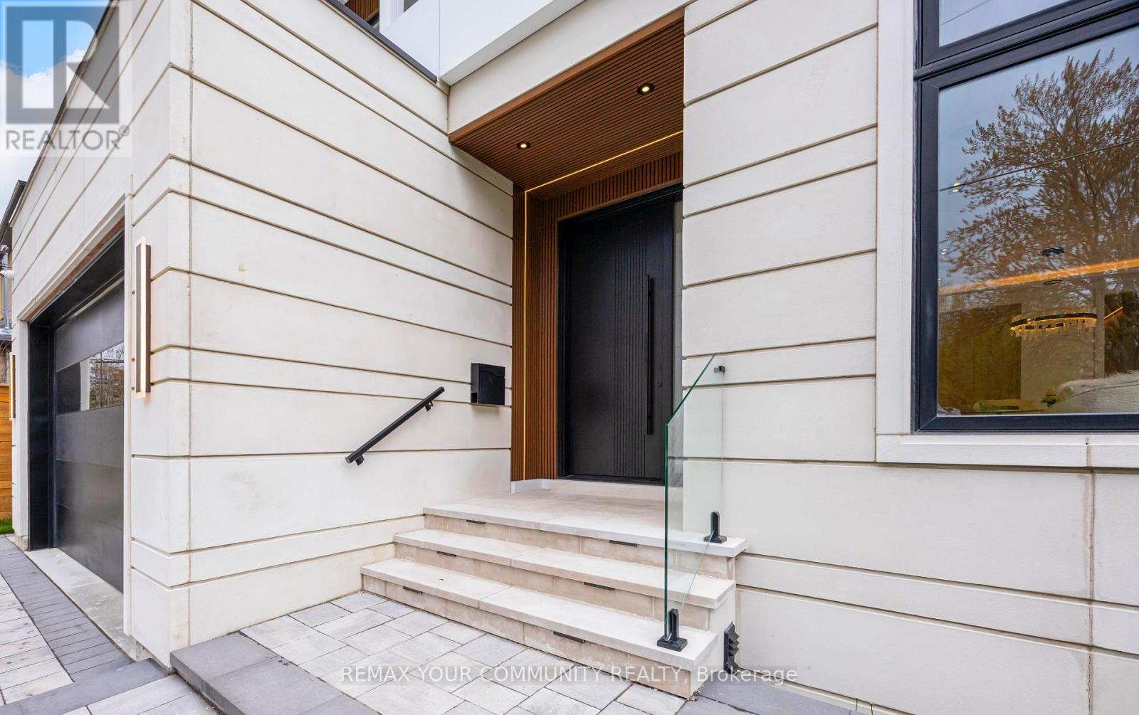 259 RUGGLES AVENUE