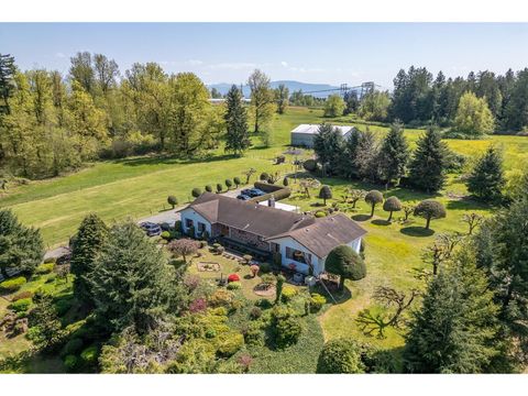 29224 DOWNES ROAD Abbotsford BC V4X1S4