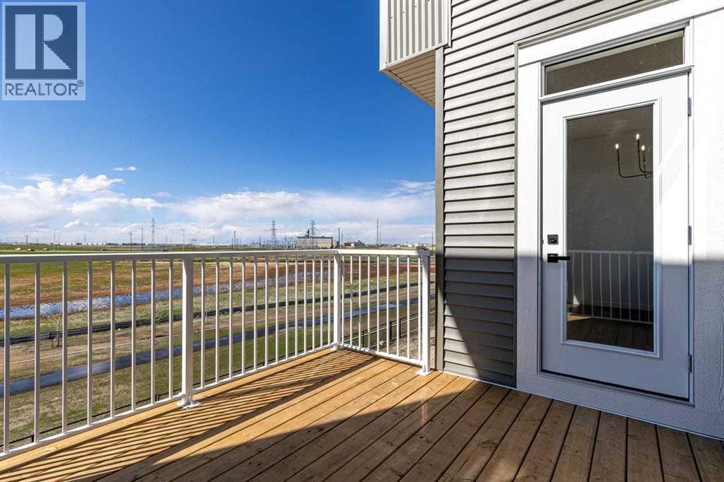 131 Corner Glen Grove NE