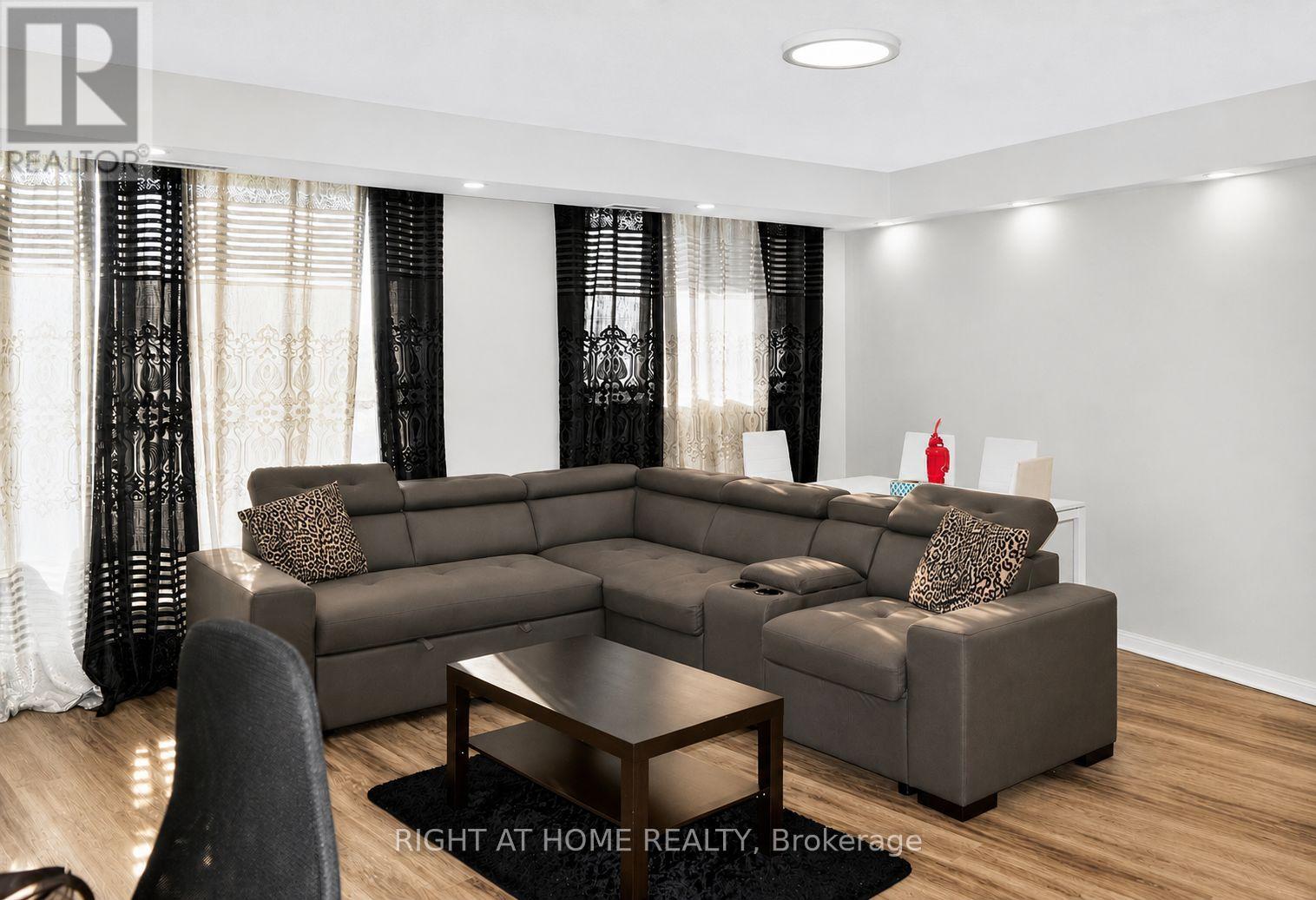1501 - 757 VICTORIA PARK AVENUE