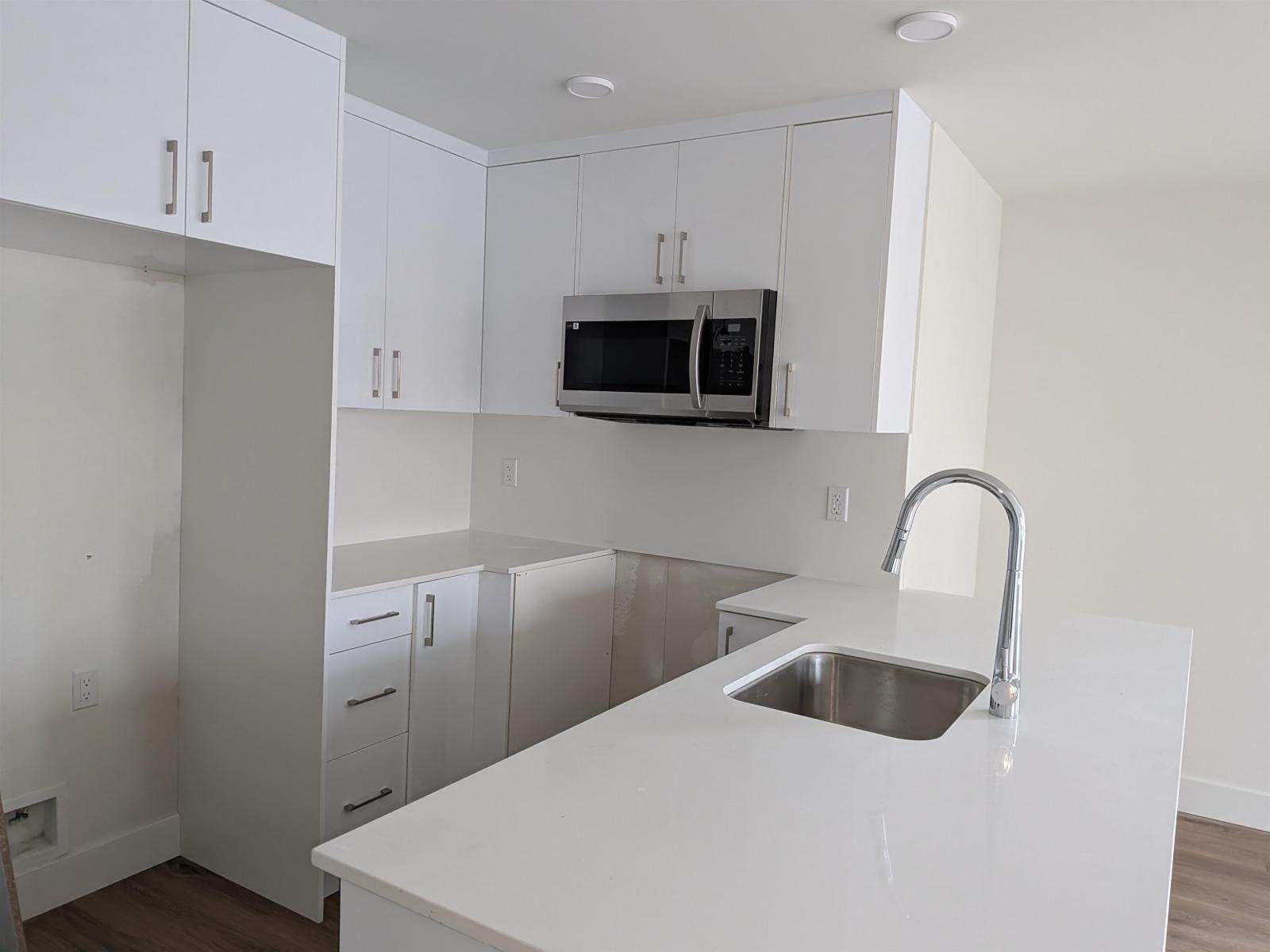 110 15739 FRASER HIGHWAY