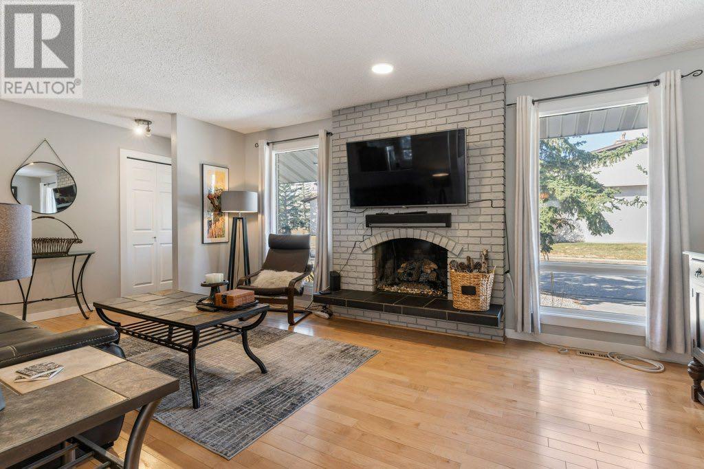 223 Brookpark Drive SW