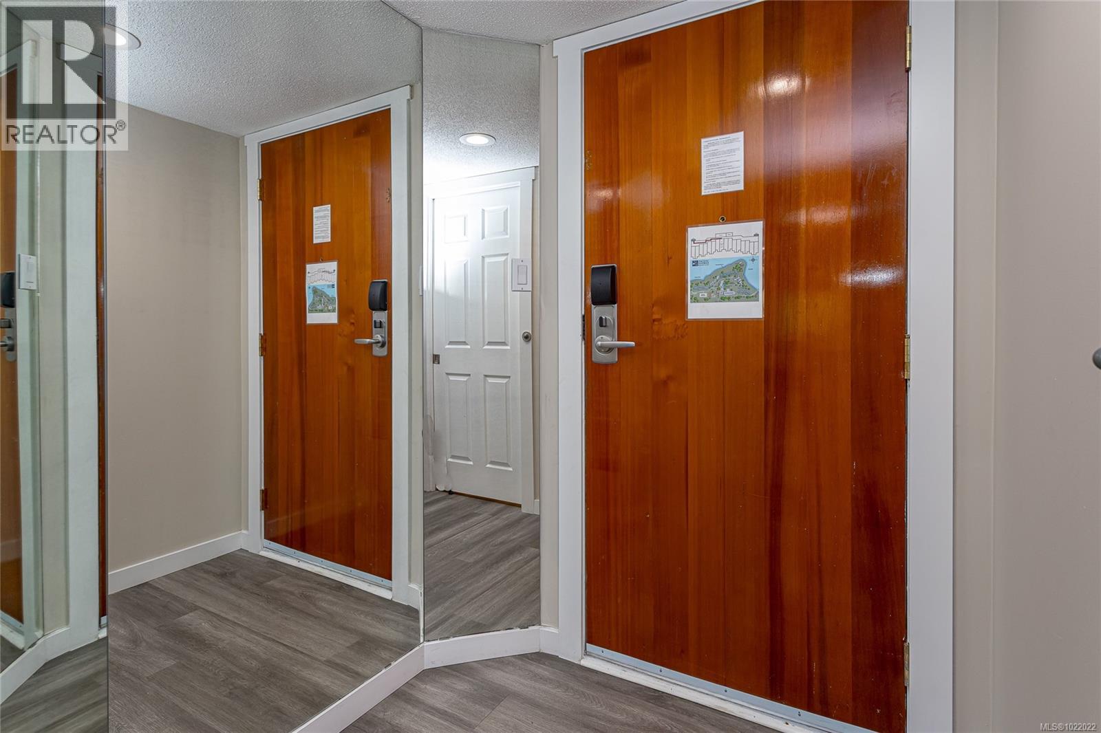 724 1600 Stroulger Rd