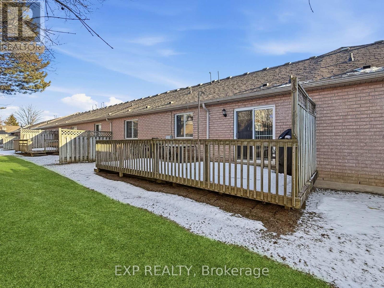 7 - 638 WHARNCLIFFE ROAD S