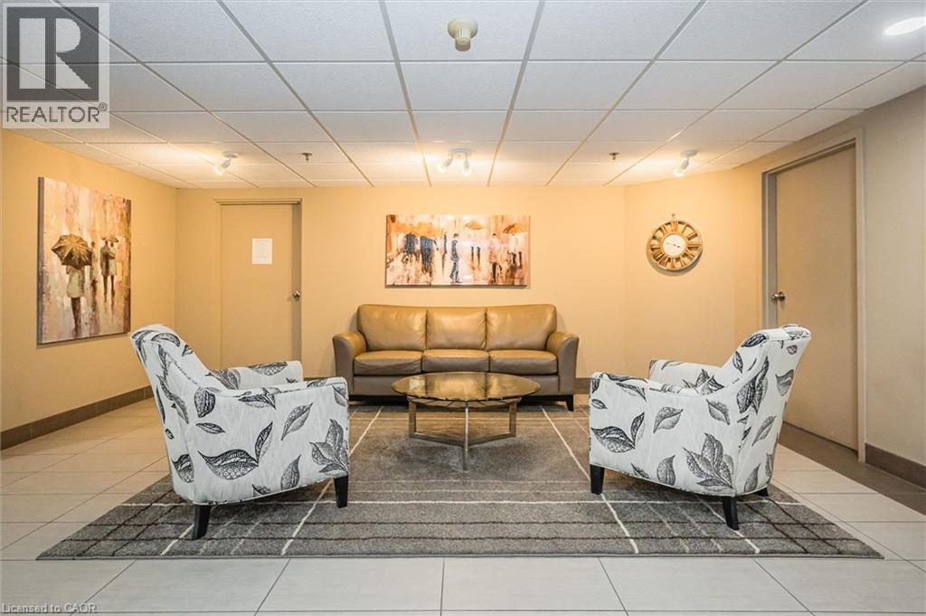 688 PRESTON Parkway Unit# 101