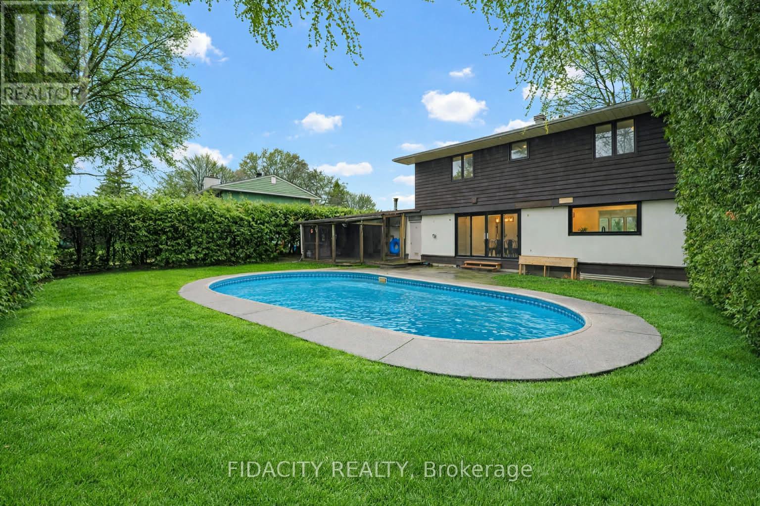 7 GAGNON COURT