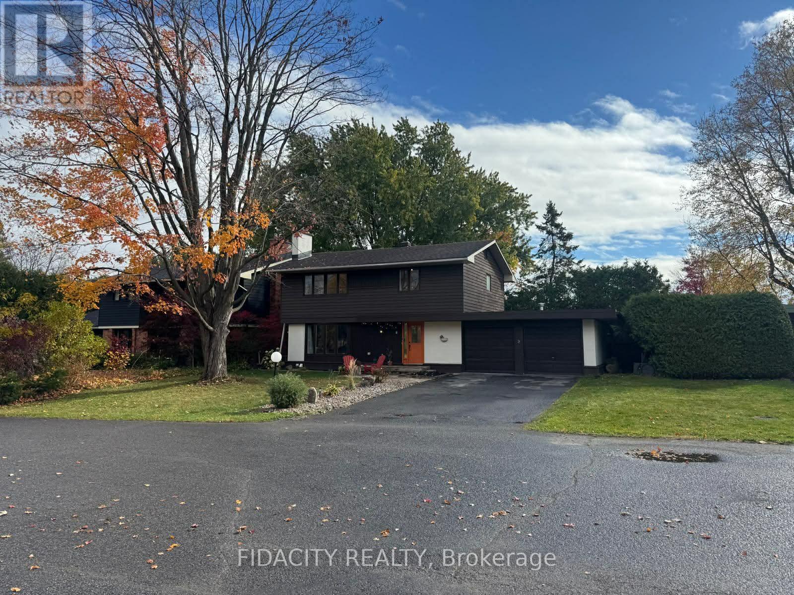 7 GAGNON COURT