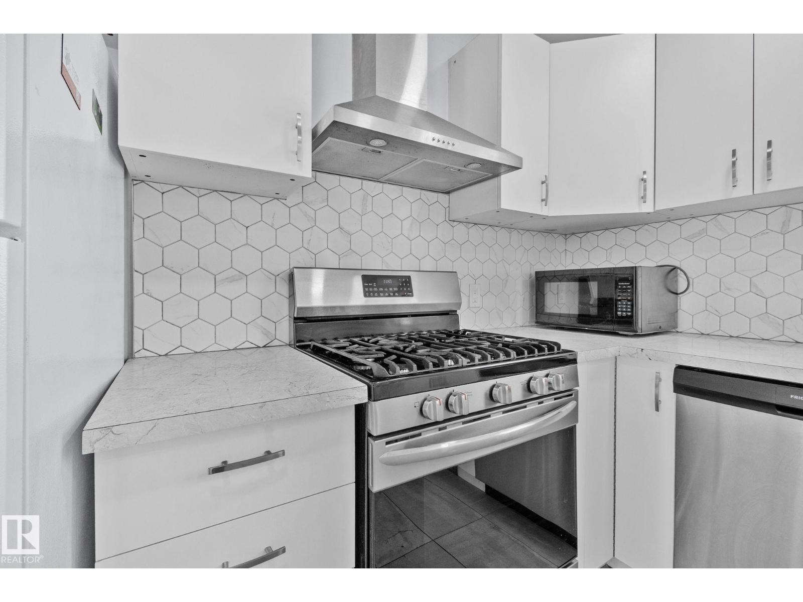 12002 37 ST NW