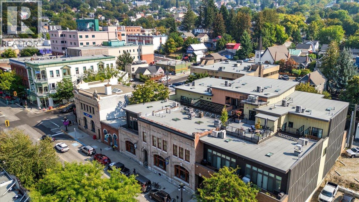 266 BAKER Street Unit# 17