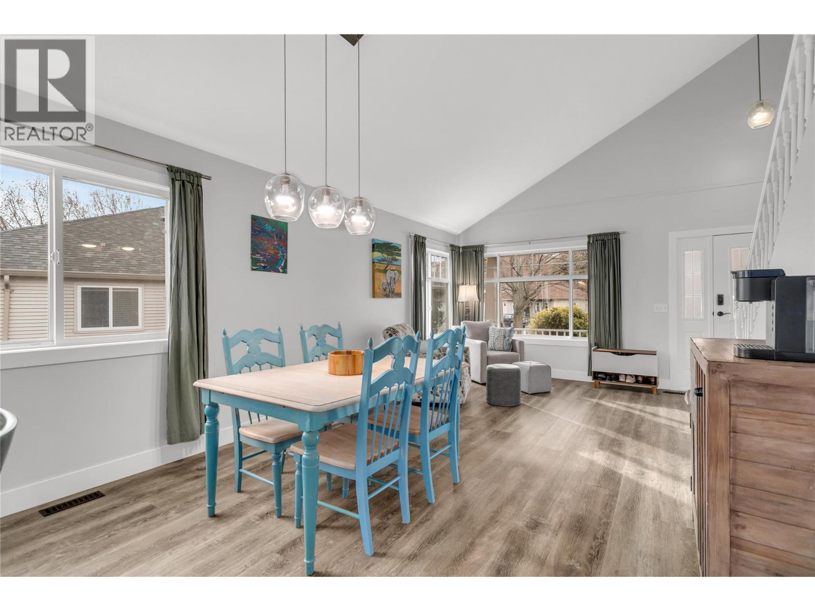 3819 Glen Canyon Drive