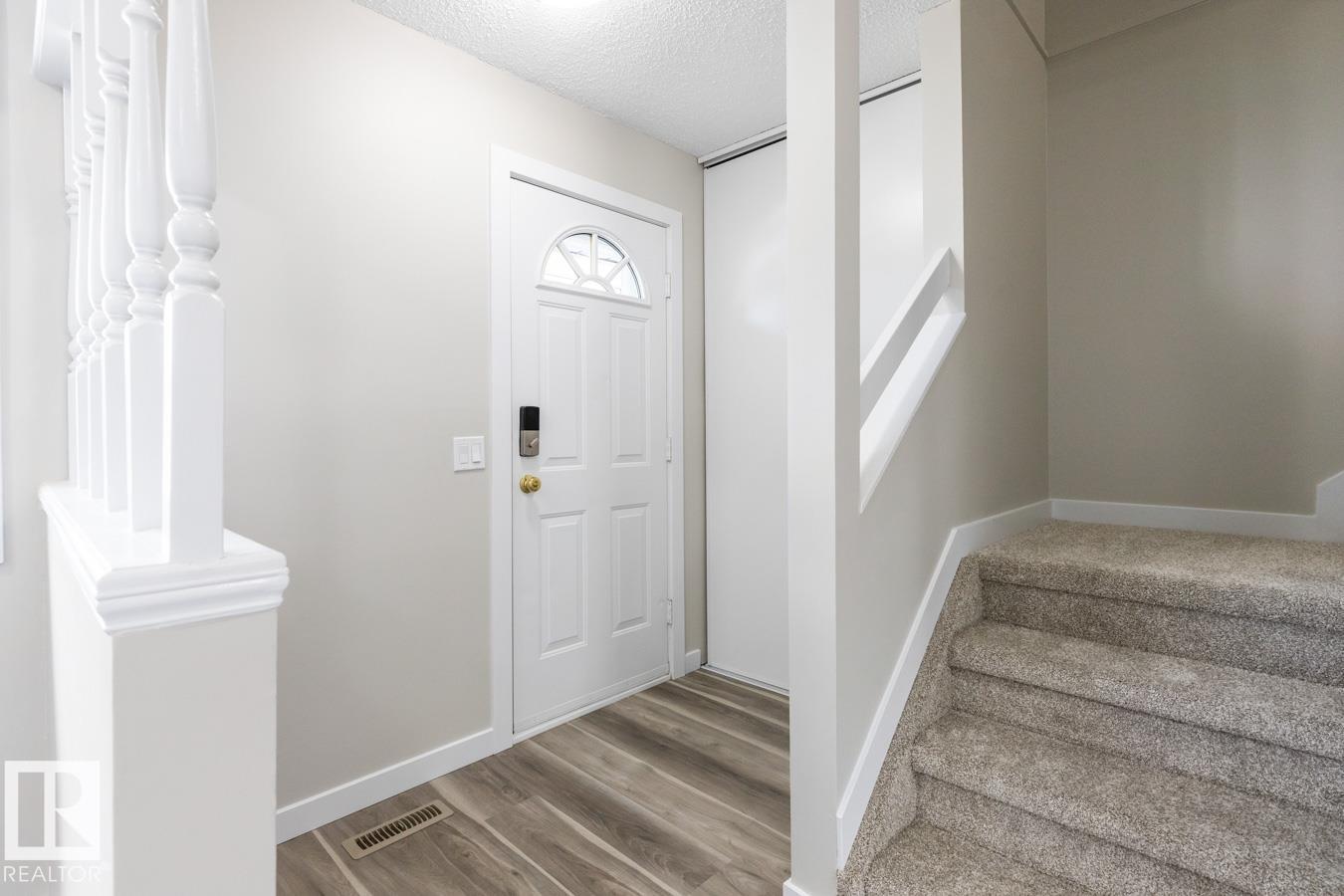 3159 138 AV NW
