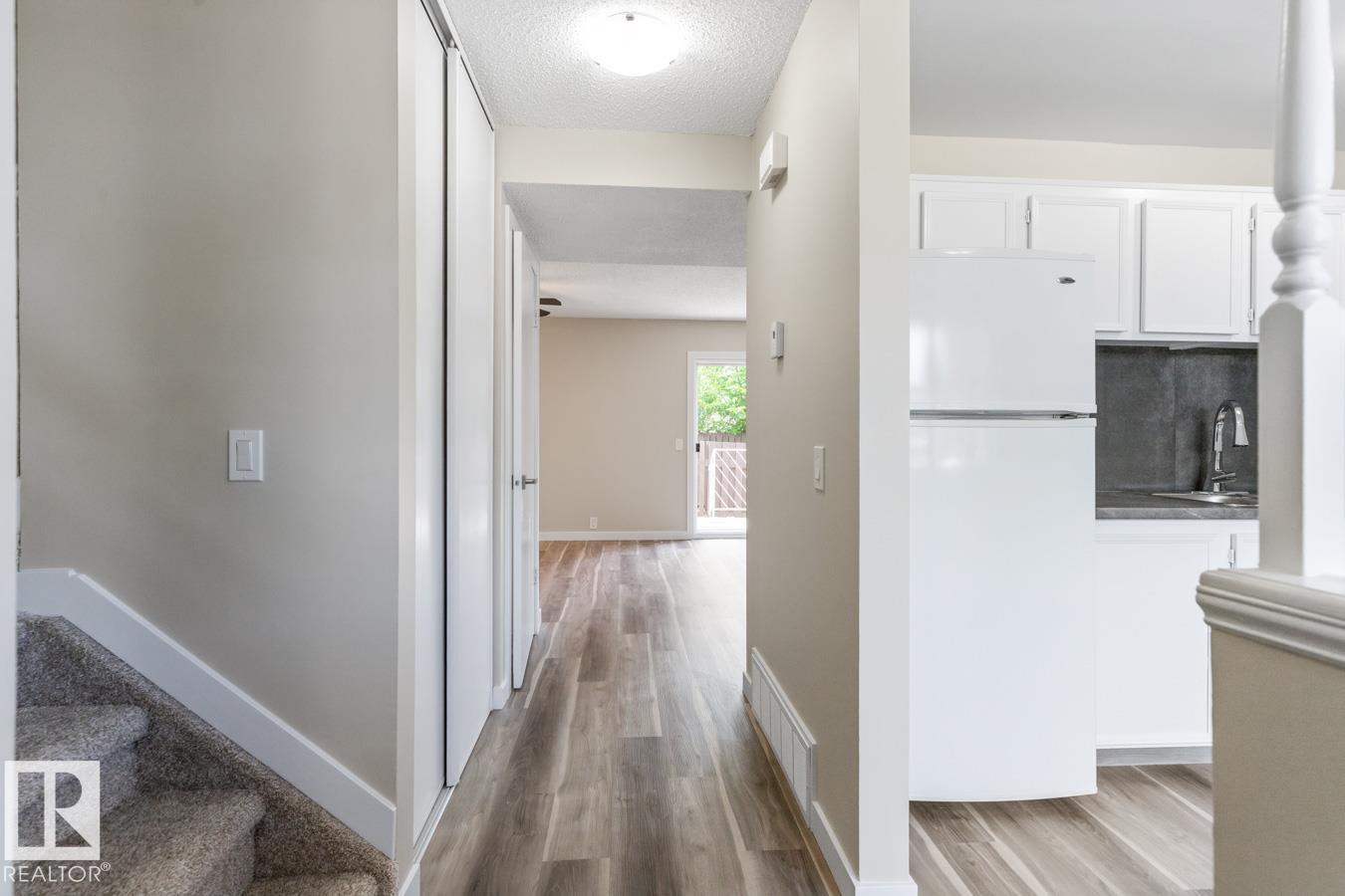 3159 138 AV NW