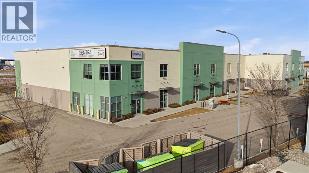 110,114, 10748 74 Street SE