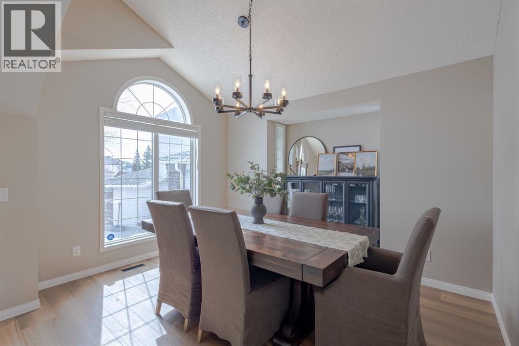 162 Rocky Ridge Circle NW