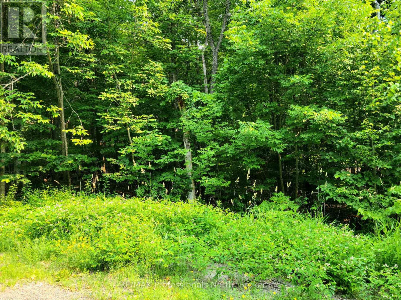 22 - 32 MOUNT VERNON TRAIL