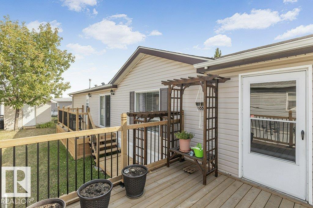 1622 66 AV NW