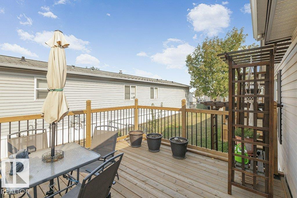 1622 66 AV NW