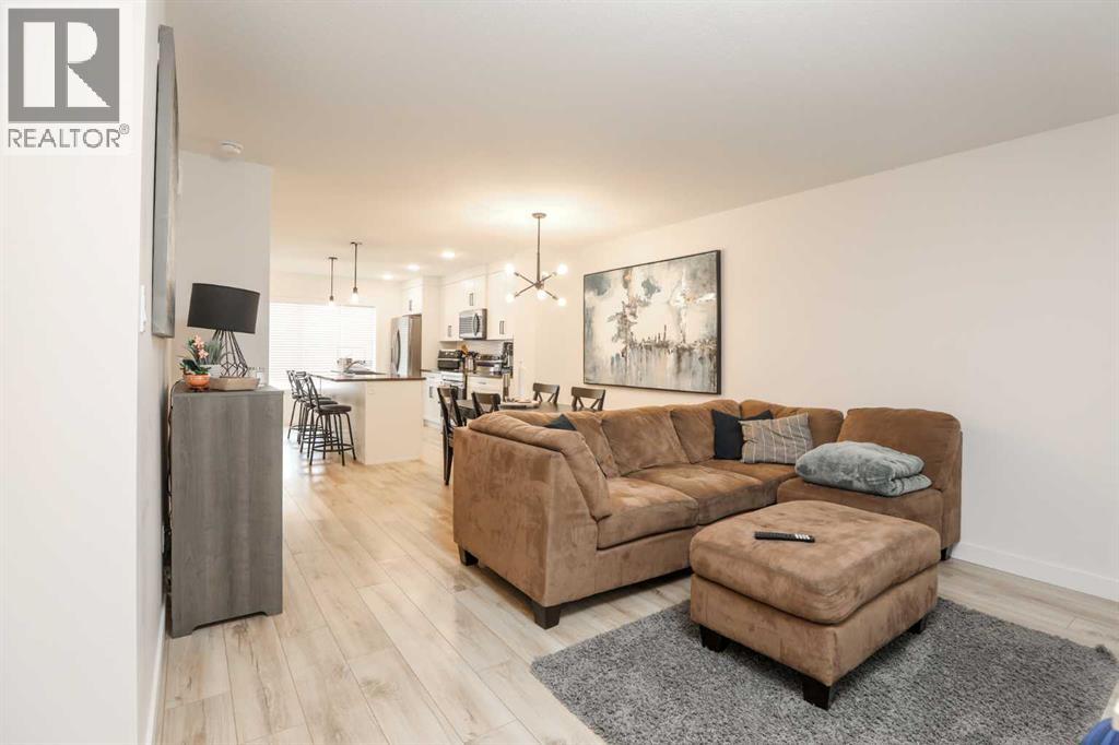 1508, 210 Firelight Way W
