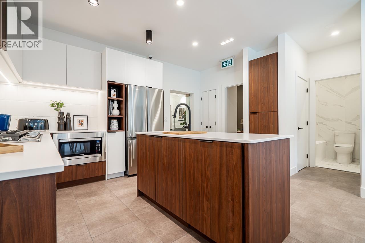 108 623 KEMSLEY AVENUE