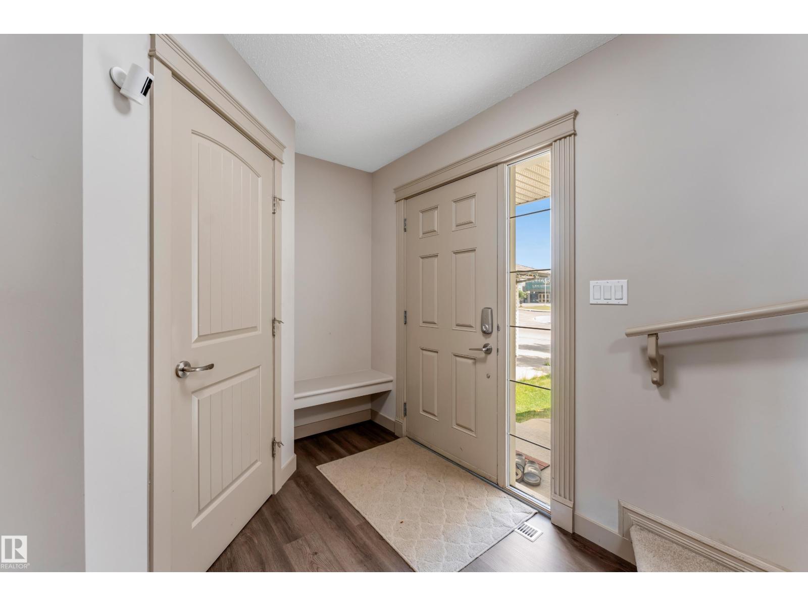 463 Tamarack Green NW