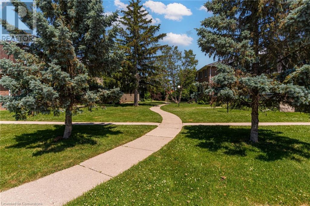 30 COACHWOOD Road Unit# 8