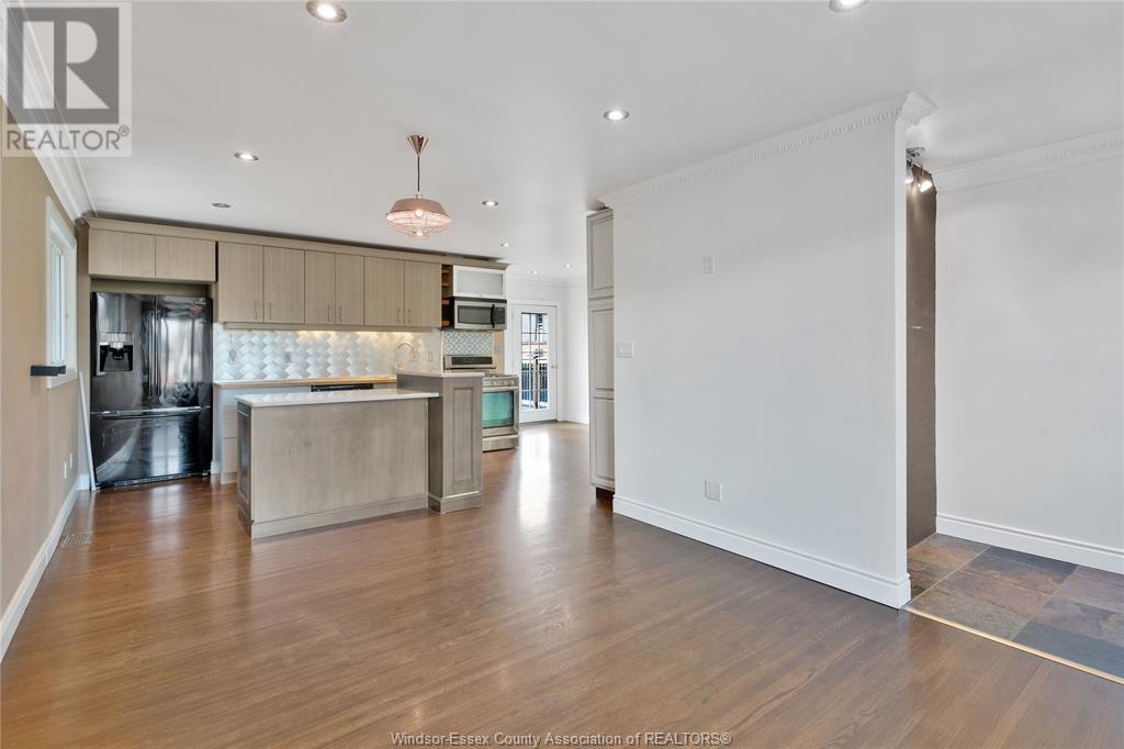 3633 McKay AVENUE